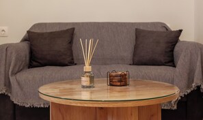 Smart TV - Anemelo Cosy Suite 5 Minutes Walk From The Beach (Stalida)