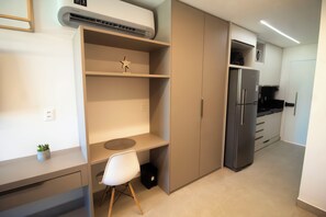 Standardlejlighed - hawaiiansk terrasse - udsigt til pool | Privat køkken