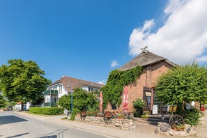 Exterior - Holiday Apartment Strandkorb – 100 m from the Water (Mönchgut)