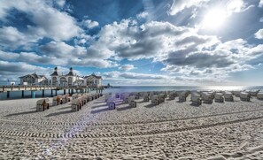 Beach - Holiday Apartment Strandkorb – 200 m from the Water (Mönchgut)