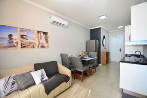 Apartment | Living area - Ap Aconchego Praia dos Ingleses -NIN018 (Florianópolis)