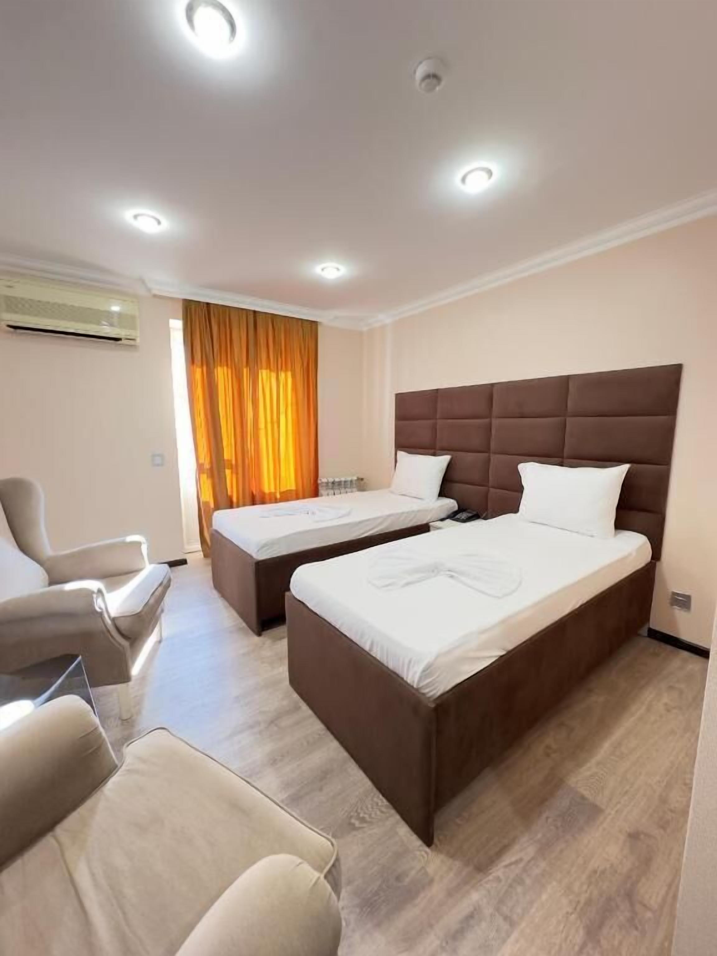 Deluxe Double or Twin Room, City View