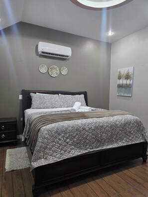 Room - Sanaya Maison - Luxurious, Spacious 3BR Villa located in Samaan Grove Tobago (Tobago)