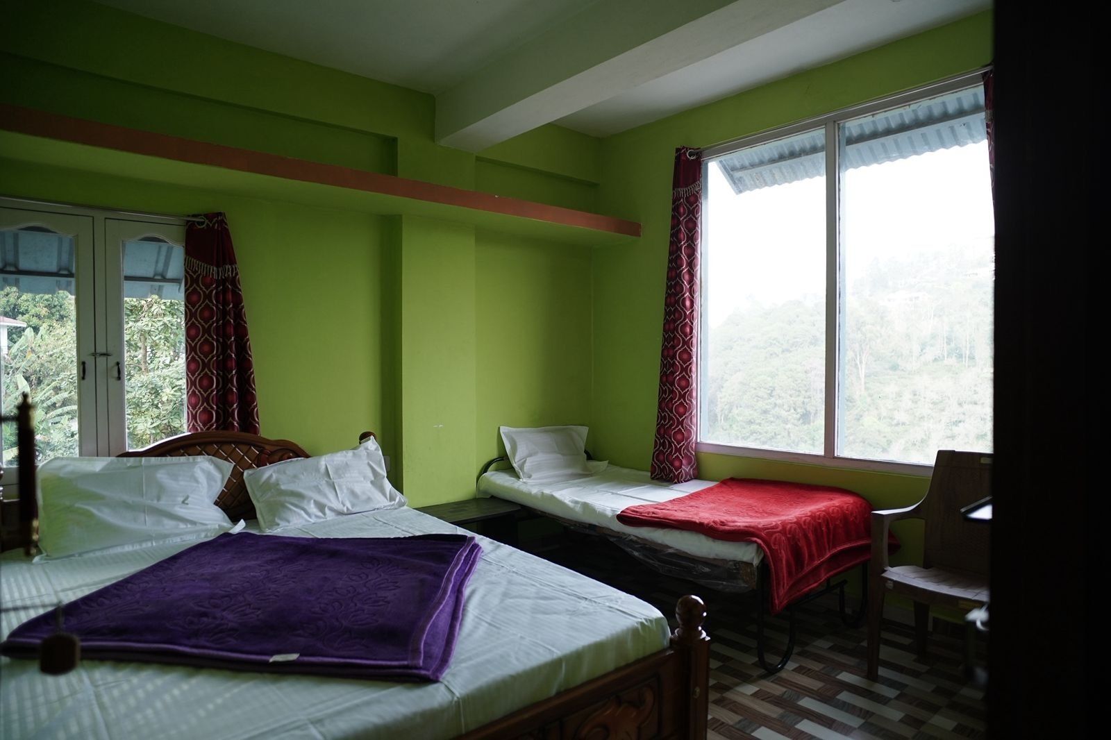 ห้องทริปเปิล, ระเบียง, วิวภูเขา