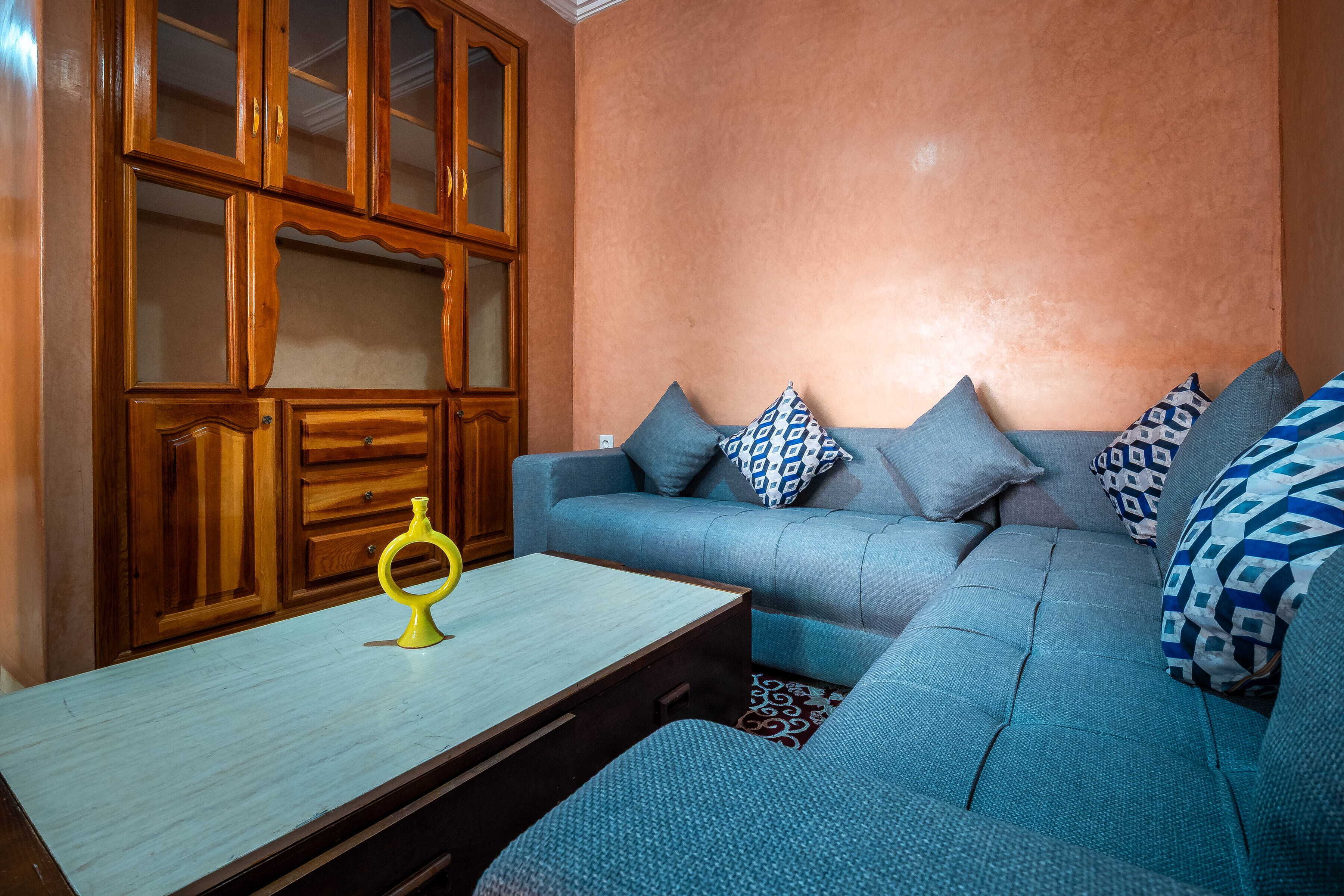 Comfort Apartment, Balcony, City View | Living area