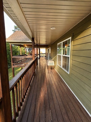 Terrace/patio - Cozy Woodland Retreat (Smithville)