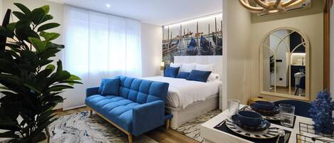 1 bedroom, in-room safe, desk, iron/ironing board
