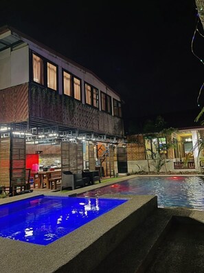 Pool - Soulelle Villa with Pool (Silang)