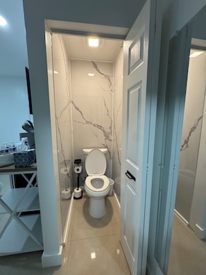 Bathroom - The181ClubHouse#1 (Miami)