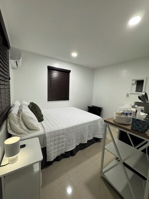 Room - The181ClubHouse#1 (Miami)