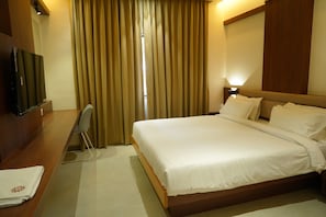 Room - Nayaks Sujay Murdeshwar (Murdeshwar)