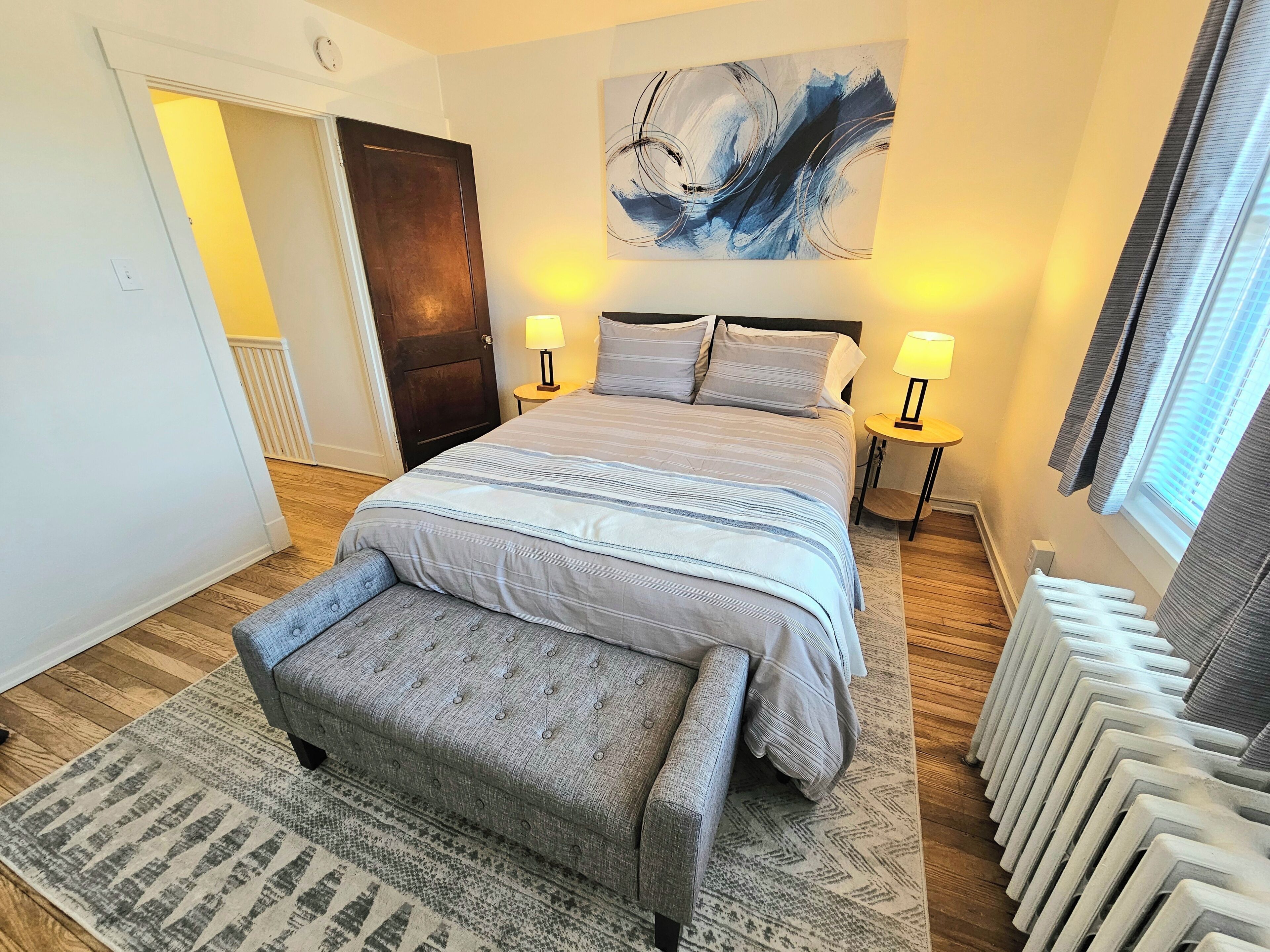 2 bedrooms, desk, free WiFi, bed sheets