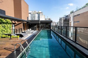 Outdoor pool - HIT Itaim (São Paulo)