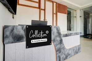 Lobby - Super Collection O Prayagraj near IIITA (Prayagraj)