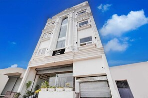 Exterior - Super Collection O Prayagraj near IIITA (Prayagraj)