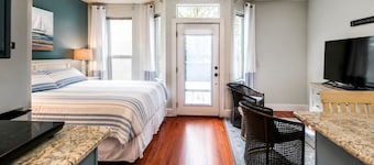 Parkside Suite: Downtown Jacksonville