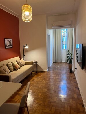 Living area - Cozy apartment - Copacabana (Rio de Janeiro)