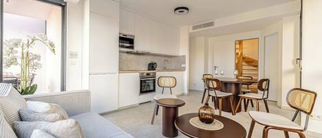 Smart TV, offices