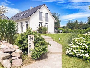 Exterior - Wind & Waves - Holiday home An in Lauterbach / Rügen near the water (Putbus)