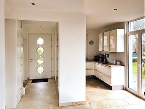 Private kitchen - Wind & Waves - Holiday home An in Lauterbach / Rügen near the water (Putbus)