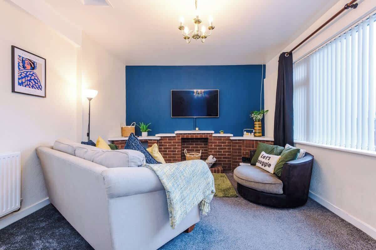 TV