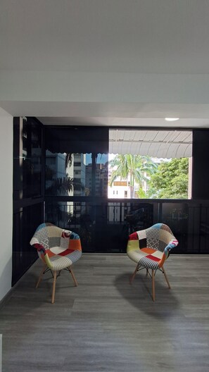 Interior - Cómodo apt en los palos grandes, excelente locación (Caracas)