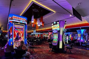 Casino - International Suite | Vegas Casino Stay (Las Vegas NV)