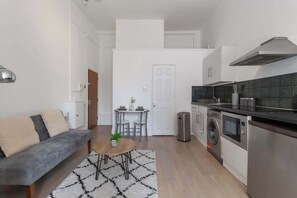 TV - Standard Studio (London)