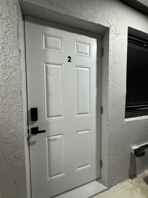 Interior - The181ClubHouse #2 (Miami)