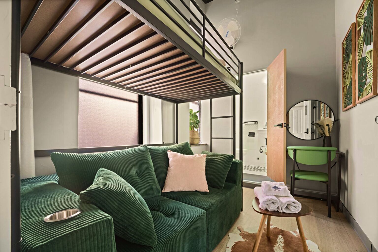 Yhden hengen superior-huone, kaupunkinäköala