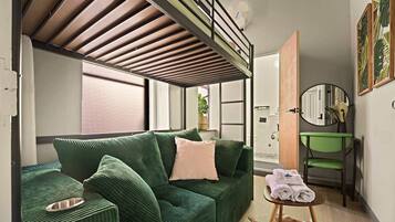 Habitación individual superior, vista a la ciudad | Escritorio, espacio para trabajar con laptop y wifi gratis