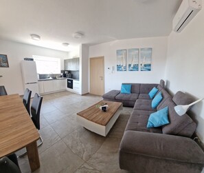 Living area - Villa Karizma - Sea View, Pool, Hot Tub, Brijuni, Peroj (Peroj)