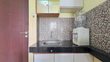 Standard Apartment | Private kitchen | Electric kettle