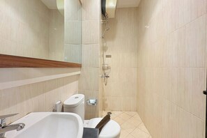 Interior - Cozy Stay 2Br Apartment At Malioboro City (Depok)