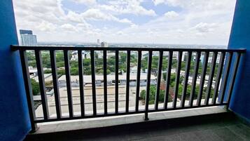 Studio Standar | Balkon