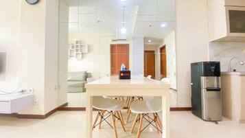 Standard Apartment | Dining room