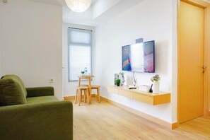 Standard-Apartment | Fernseher