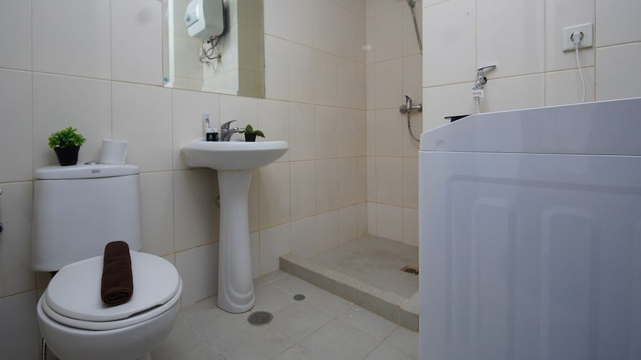 5 Pax Cozy And Airy 3Br At Ambassade Kuningan Apartment