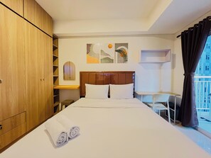 Standard Studio - Pleasurable Studio Apartment Podomoro City Deli Medan (Medan)