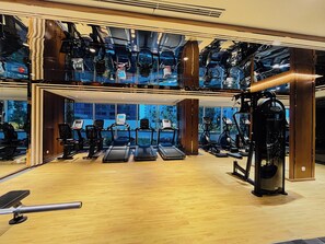 Fitness facility - Cozy Stay 2Br At Podomoro City Deli Medan Apartment (Medan)
