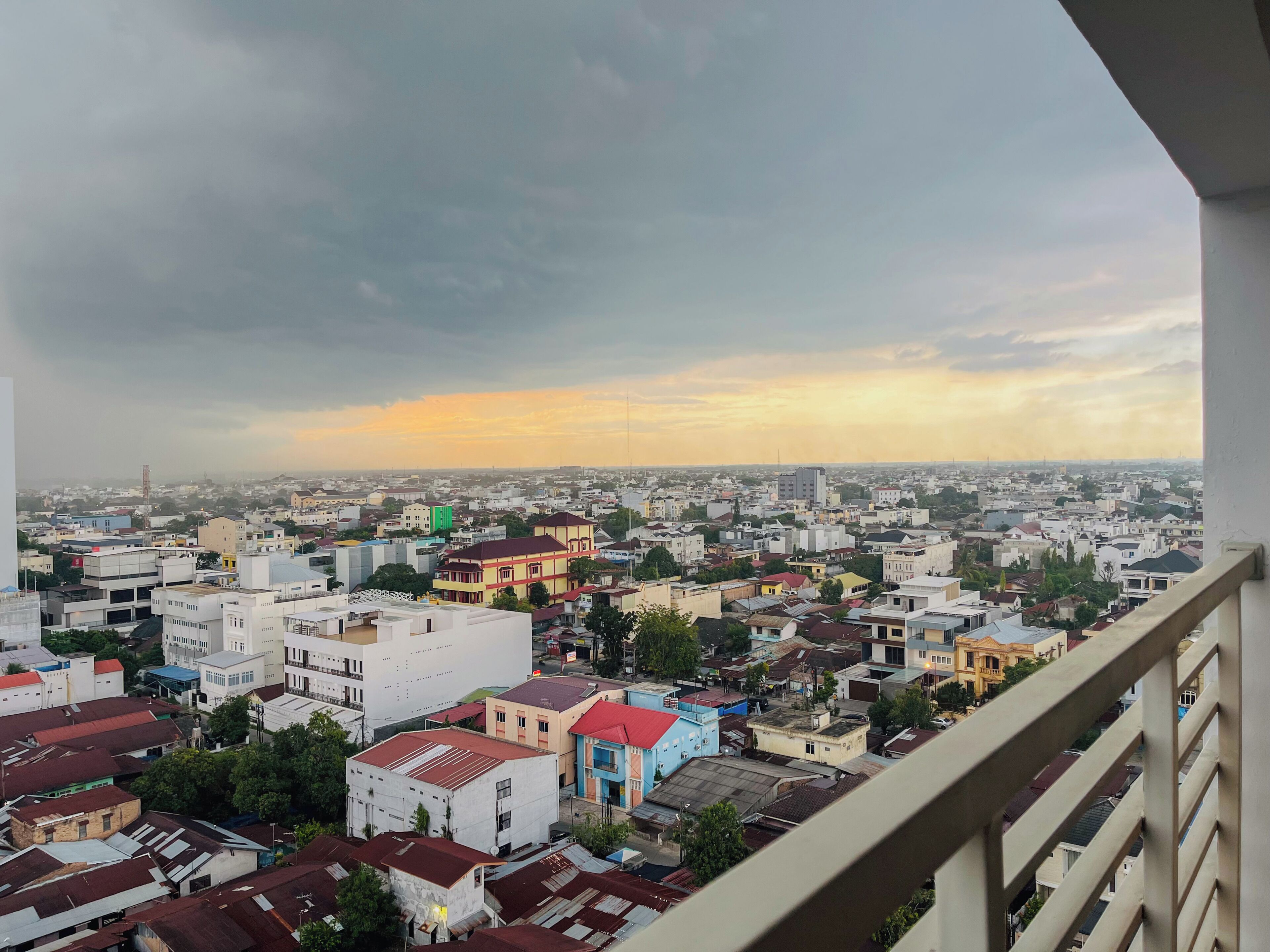 Studio Standard | Vue sur la ville