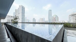 Outdoor pool - Calm And Restful 1Br At Ciputra World 2 Apartment (Jakarta)
