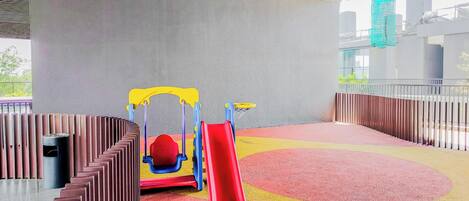 Innen-Kinderspielplatz