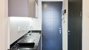 Standard Studio | Private kitchen | Electric kettle