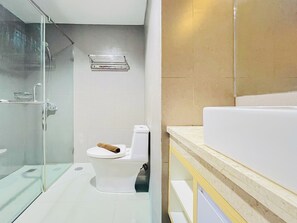 Standard-Apartment | Badezimmer