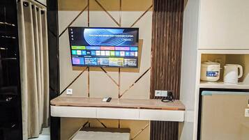 Standard Studio | Television