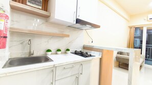 Interior - Serene 2Br For 3 Pax At Tanglin Supermall Mansion Apartment (Surabaya)