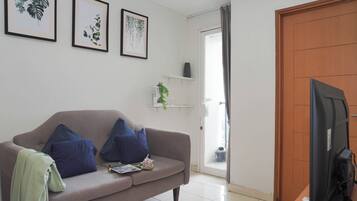 Standard Apartment | Living room