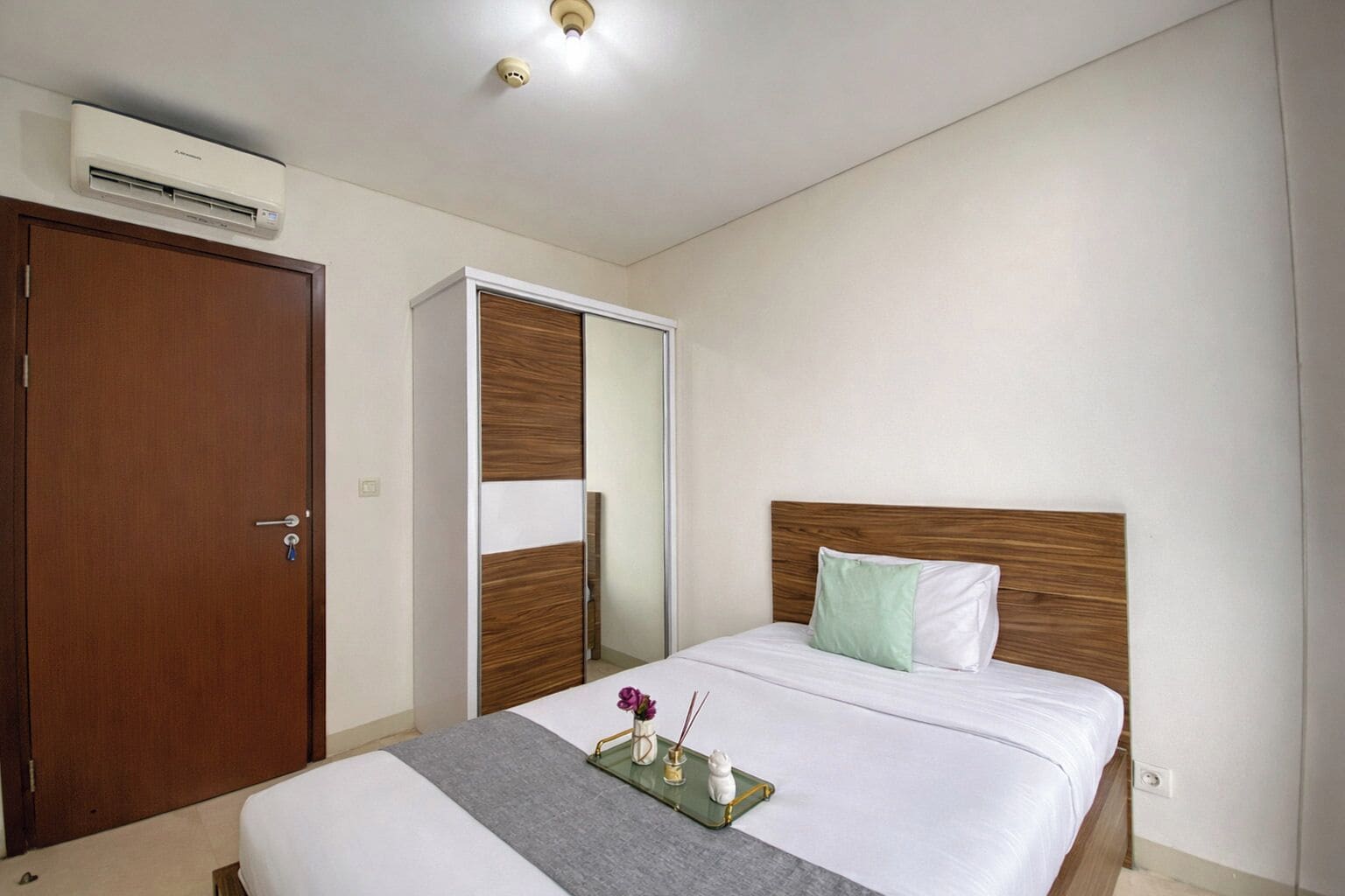 Standard Apartment