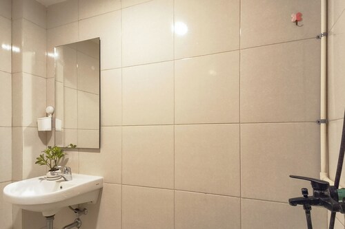 Studio With Good Location At Orchard Supermall Mansion Apartment